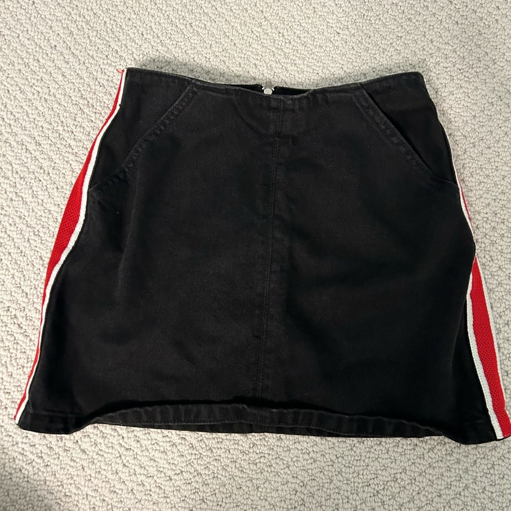 TopShop Black Denim Skirt With Red Racing Stripe Size 4